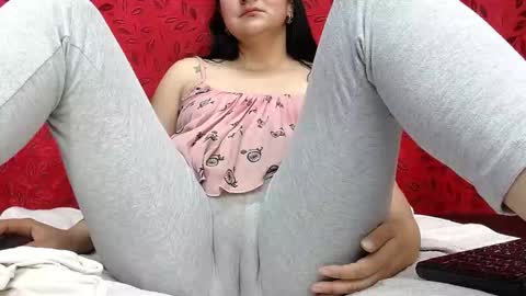 NICOLLE online show from March 1, 12:10 am