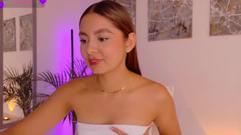 Nicollewest online show from July 23, 1:29 am