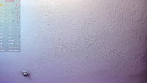      900   300   online show from April 21, 5:25 am