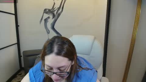 Anni online show from March 1, 4:15 am