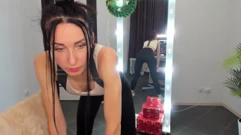 Nika online show from December 24, 7:22 pm