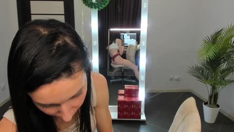 Nika online show from December 13, 8:04 pm