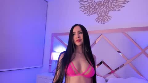 nikii_white online show from March 6, 5:14 am