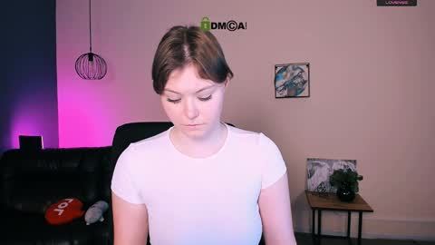 Snapshot of nikol_kitt chatting on December 30, 7:21 pm Little Niko  Help me reach my goals online show from December 30, 7:21 pm