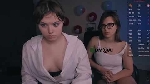 Snapshot of nikol_kitt chatting on February 22, 6:17 am Little Niko  Help me reach my goals online show from February 22, 6:17 am