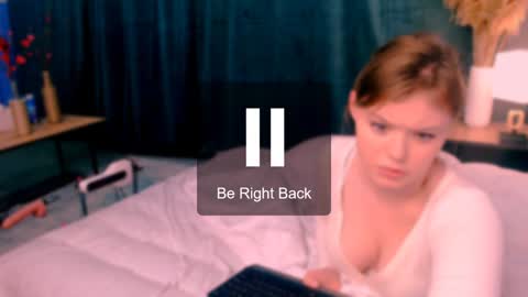 Snapshot of nikol_kitt chatting on December 3, 7:33 pm Little Niko  Help me reach my goals online show from December 3, 7:33 pm