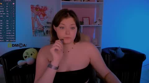 Snapshot of nikol_kitt chatting on September 16, 7:22 pm Little Niko  Help me reach my goals online show from September 16, 7:22 pm