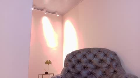  NIKY SMIT  online show from November 25, 11:23 am