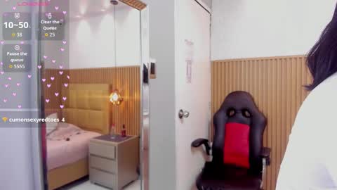   online show from March 12, 1:47 pm