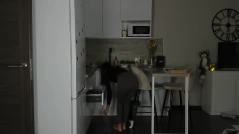 Bella online show from March 12, 2:31 pm