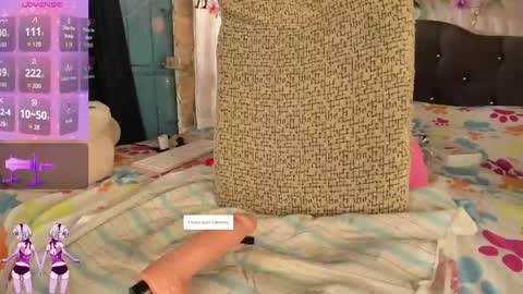 Nina Gauther  online show from April 13, 5:03 pm