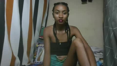 ninaeaa online show from February 13, 11:06 pm