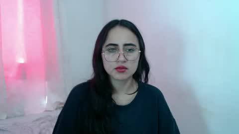 N I N A online show from November 1, 4:22 pm