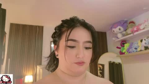 Nina online show from March 29, 2:49 pm