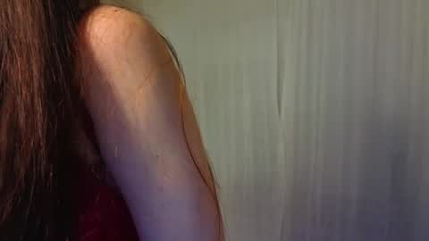 Polly 3 online show from June 5, 9:43 pm