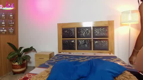 noah_0814 online show from September 23, 2:54 am