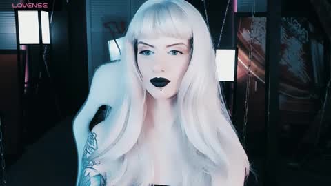 REAL name LiaDM are always open online show from December 13, 2:38 pm