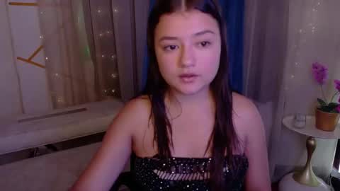 noahcute online show from April 16, 8:52 pm