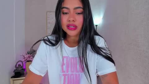 Melissa  online show from March 8, 1:44 pm