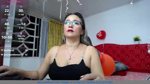 noelia_milfs online show from February 20, 2:10 am