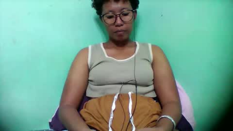 noellah online show from November 10, 7:47 am