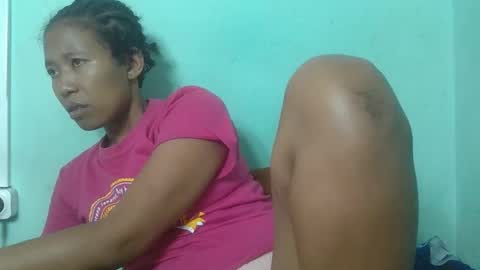 noellah online show from December 18, 6:45 pm