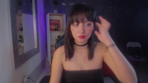 Snapshot of noeva_ chatting on September 30, 6:35 pm Noeva online show from September 30, 6:35 pm