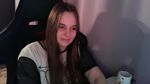 Snapshot of noir_ember_ chatting on October 6, 12:11 pm noir_ember_ online show from October 6, 12:11 pm