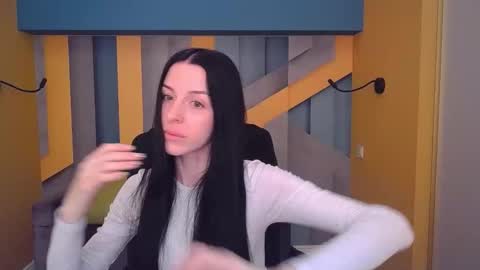 NoirDiva online show from March 23, 6:52 am