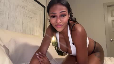 NoodsOverNudes online show from March 23, 1:34 am