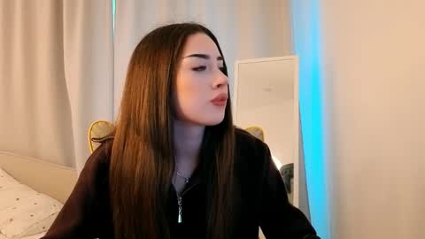 Syndney online show from April 19, 4:45 am