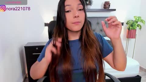 Nora online show from December 7, 2:31 am