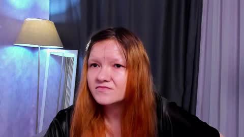 Nora online show from November 4, 10:09 am