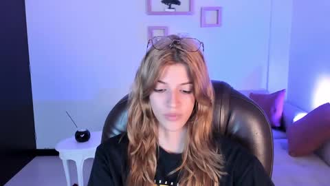 Nora online show from February 11, 9:14 pm