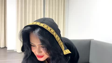 Ariana online show from April 13, 5:14 pm