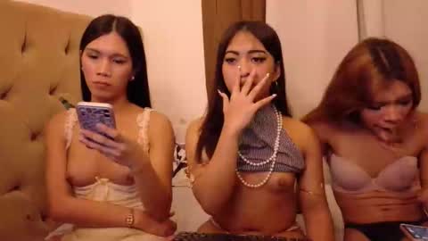 novalustre69 online show from June 9, 7:13 pm