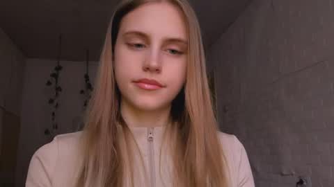 Mia Blake online show from April 14, 12:16 pm