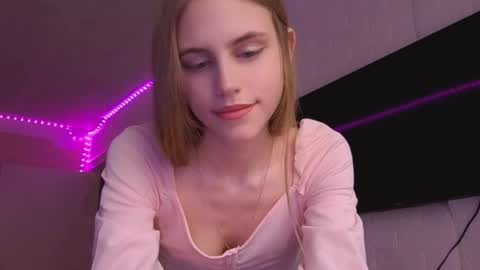 Mia Blake online show from April 10, 1:28 pm