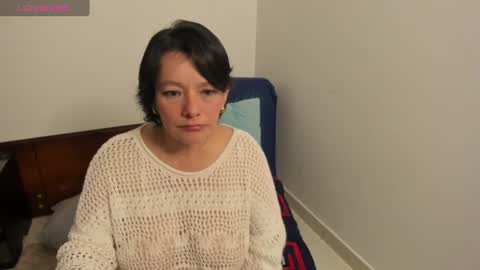 nuit_rose online show from March 7, 1:53 am