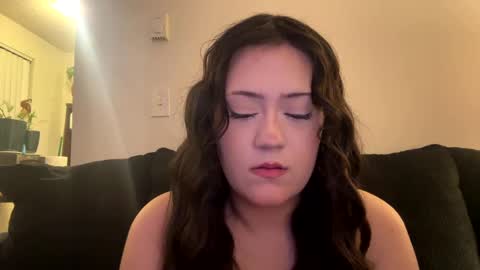 Snapshot of numb_nut_ chatting on December 26, 1:18 am numb_nut_ online show from December 26, 1:18 am