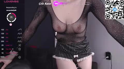 nutsy_kitty online show from November 7, 12:16 am