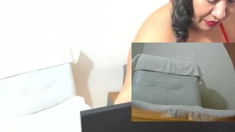 nyomi browm online show from April 13, 2:07 pm