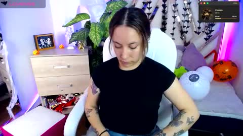 Alex   .    online show from November 3, 10:36 pm