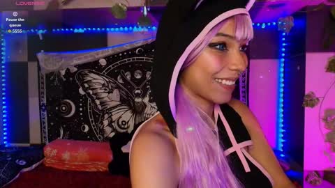 nyx murtualer online show from February 6, 7:06 pm