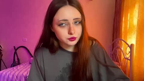 Lina online show from May 30, 1:31 pm