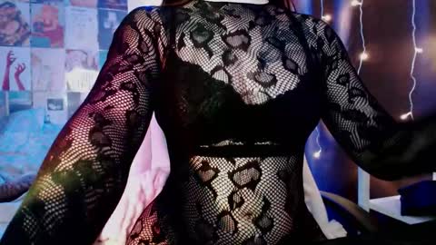 obsidian_siren online show from March 2, 2:46 pm