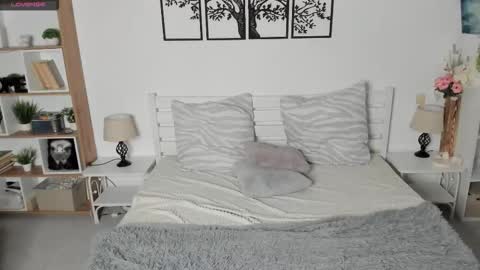 Elis online show from February 1, 9:13 pm