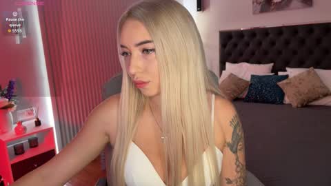 Emma online show from September 22, 1:04 am