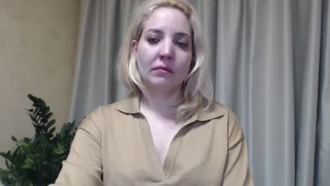 Mari online show from March 8, 6:35 pm