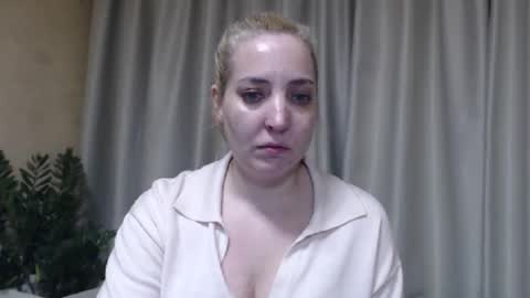 Mari online show from March 28, 4:28 pm